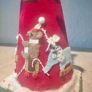 Vtg Santa Stocking/Garland Holders set of 3